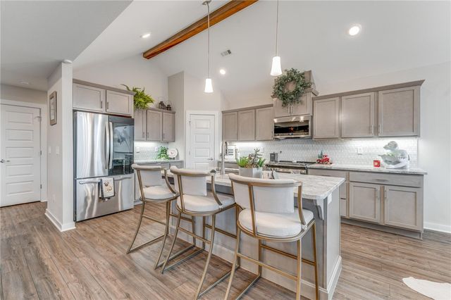 3 McCoy Circle, Bella Vista, AR 72715