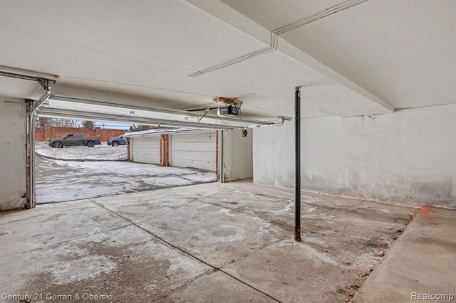 18301 W 13 Mile Road A-2, Southfield, MI 48076