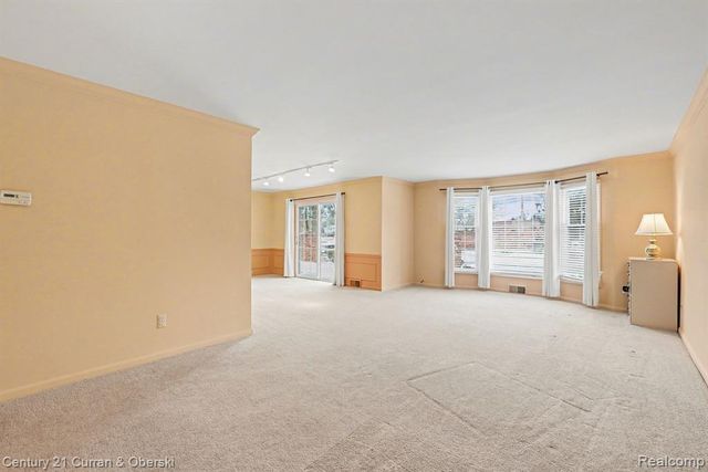 18301 W 13 Mile Road A-2, Southfield, MI 48076