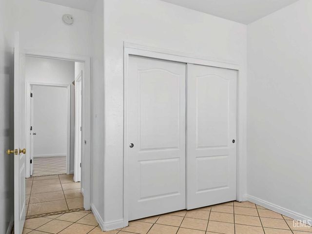 231 Solecita Way, Bakersfield, CA 93314