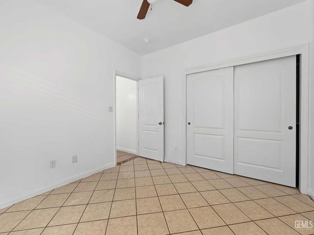 231 Solecita Way, Bakersfield, CA 93314