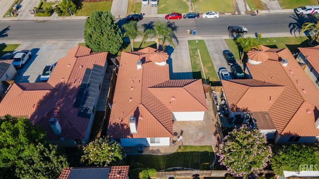 231 Solecita Way, Bakersfield, CA 93314