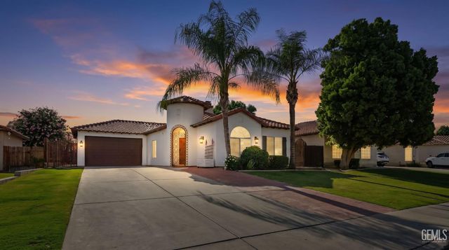 231 Solecita Way, Bakersfield, CA 93314