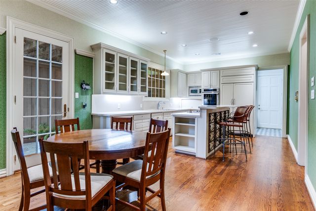 1800 Glenwick Drive, Plano, TX 75075