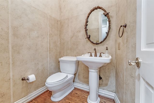 1800 Glenwick Drive, Plano, TX 75075