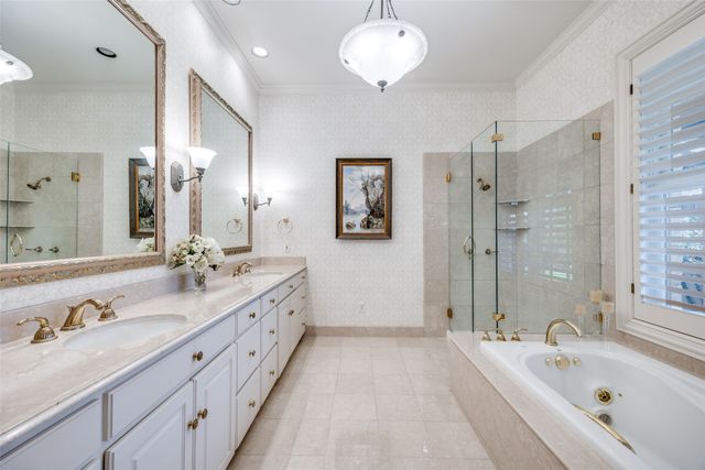 1800 Glenwick Drive, Plano, TX 75075