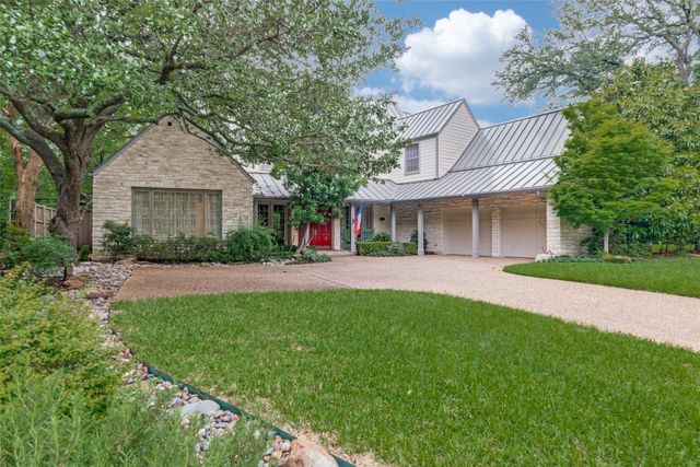 1800 Glenwick Drive, Plano, TX 75075
