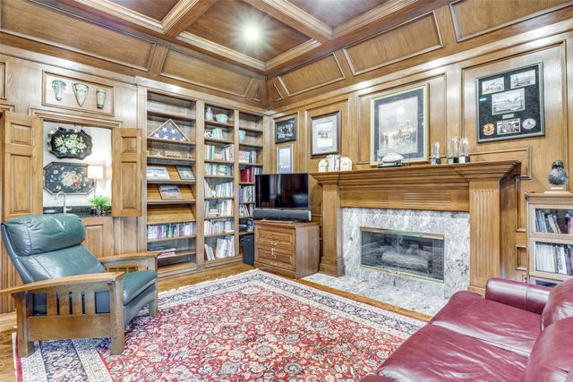 1800 Glenwick Drive, Plano, TX 75075