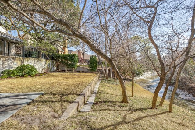 1800 Glenwick Drive, Plano, TX 75075