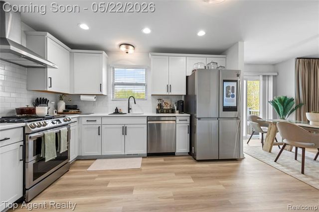 58693 Westmoore Circle, New Haven, MI 48048