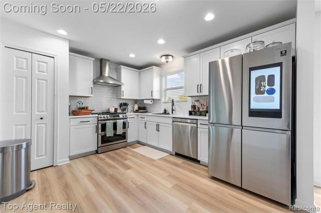 58693 Westmoore Circle, New Haven, MI 48048