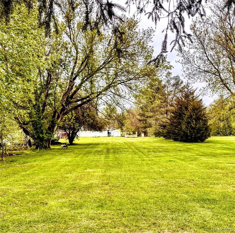 2209 Russell Street, Grand Blanc, MI 48439