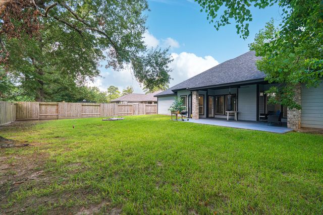 603 Airline Drive B, Conroe, TX 77301