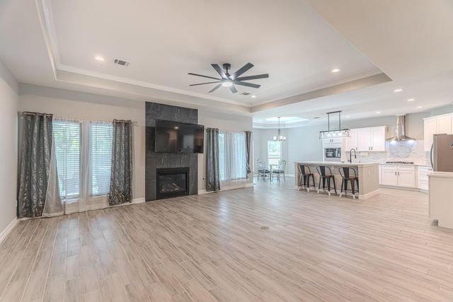 603 Airline Drive B, Conroe, TX 77301