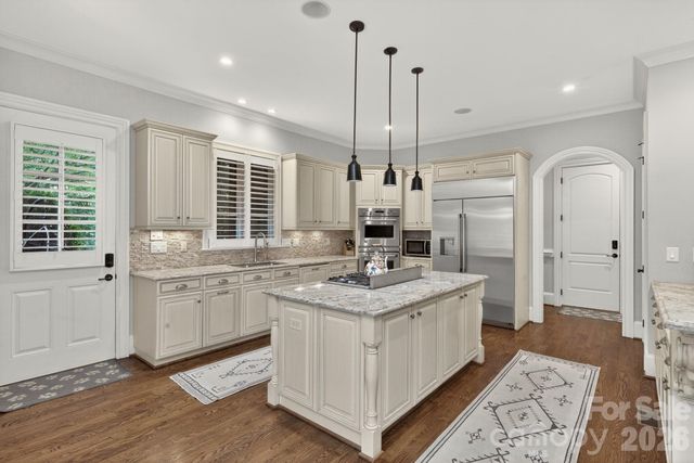 8304 Marcliffe Court, Waxhaw, NC 28173