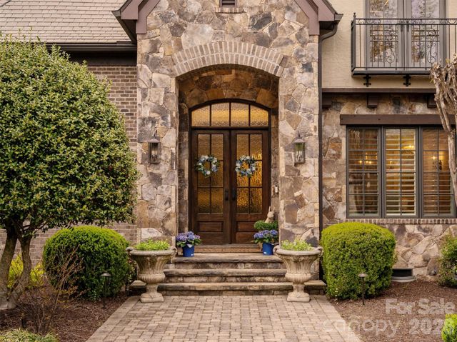 8304 Marcliffe Court, Waxhaw, NC 28173