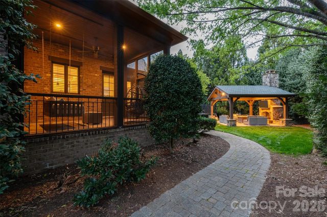 8304 Marcliffe Court, Waxhaw, NC 28173