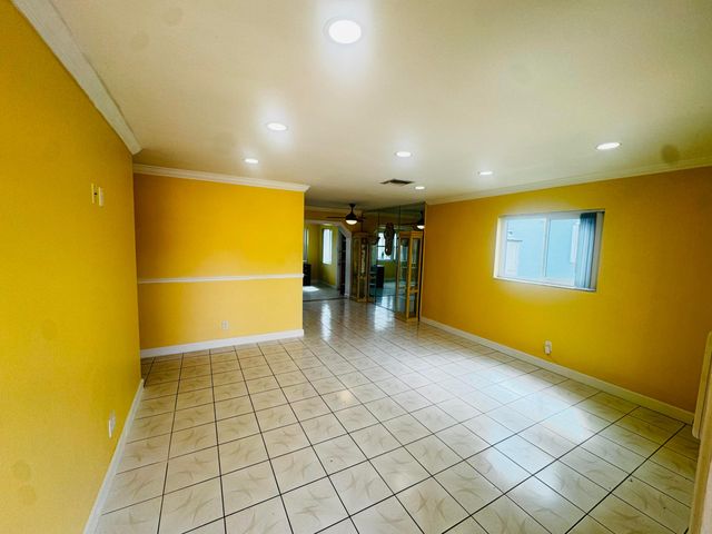 7502 NW 58th Court, Tamarac, FL 33321