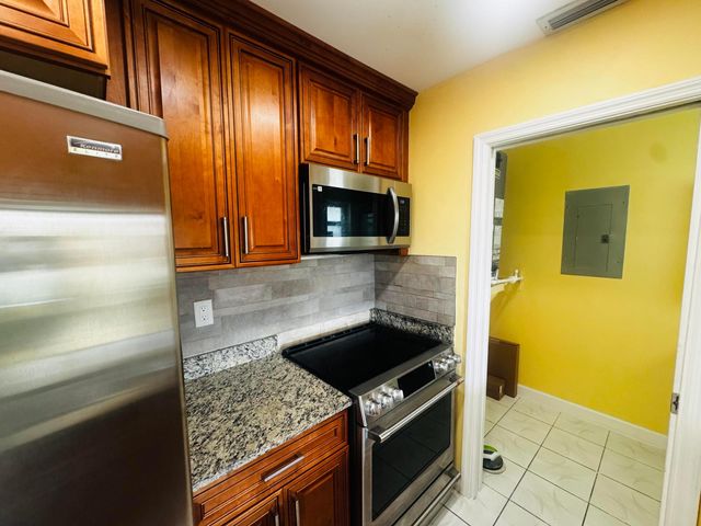 7502 NW 58th Court, Tamarac, FL 33321