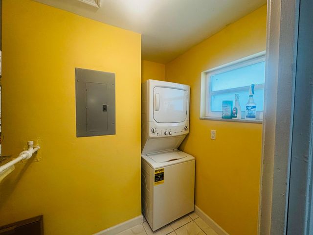 7502 NW 58th Court, Tamarac, FL 33321