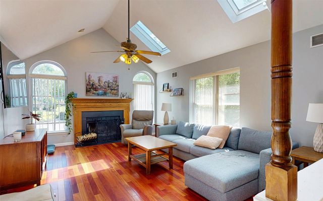 104 Jessica Court, Cornwall, NY 12518