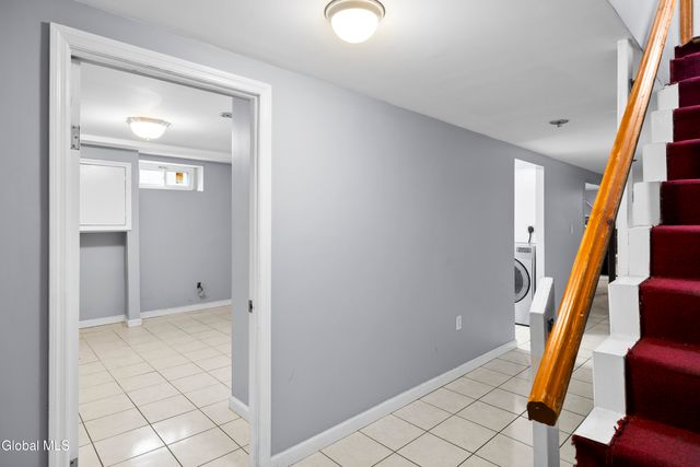 395 Second Avenue, Albany, NY 12209