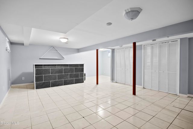 395 Second Avenue, Albany, NY 12209