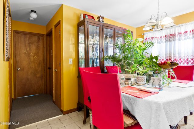 395 Second Avenue, Albany, NY 12209