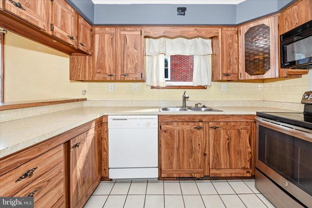 34-E GEORGE ST, Westminster, MD 21157