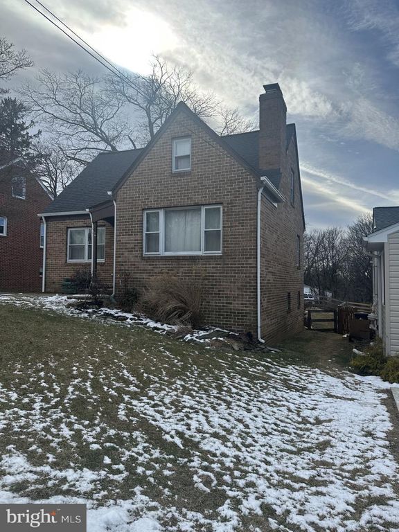 34-E GEORGE ST, Westminster, MD 21157