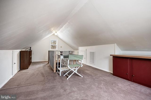 28 OREGON AVE, Mount Laurel, NJ 08054