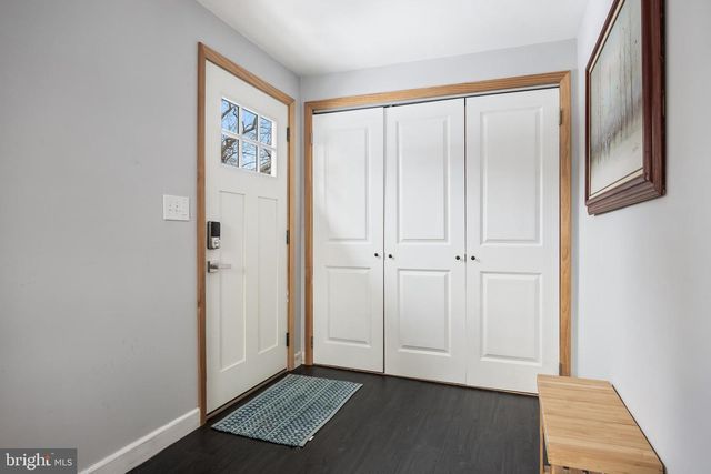 28 OREGON AVE, Mount Laurel, NJ 08054