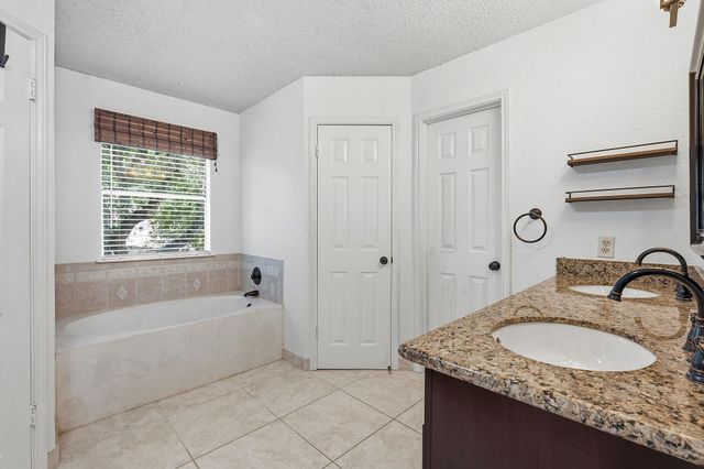 13111 Tilder DR, Austin, TX 78729