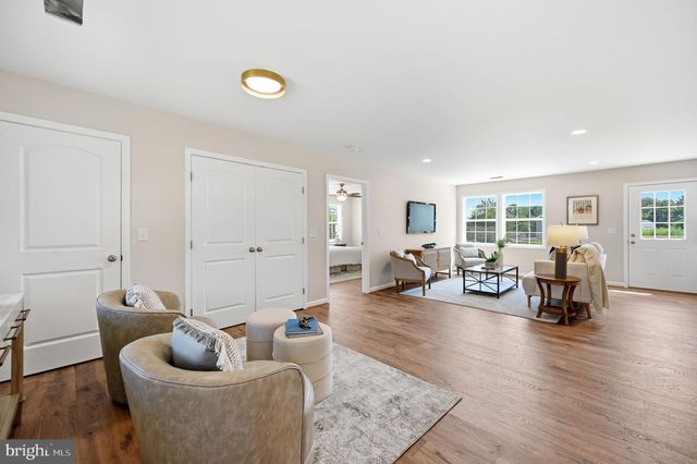 130 WESLEY CHAPEL DRIVE, Edinburg, VA 22824