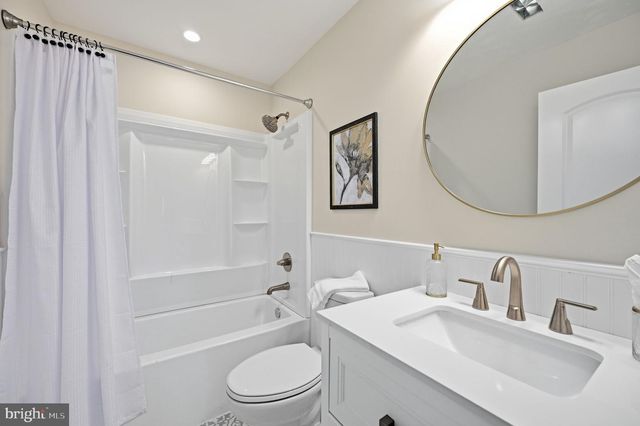 130 WESLEY CHAPEL DRIVE, Edinburg, VA 22824