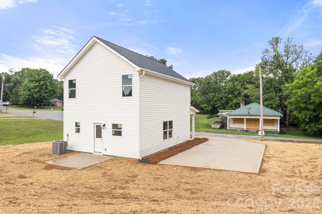 208 Myron Place, Salisbury, NC 28144
