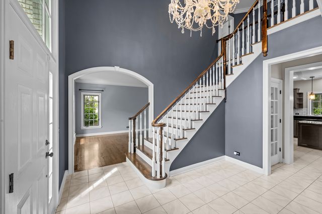 14584 N Somerset Circle, Libertyville, IL 60048