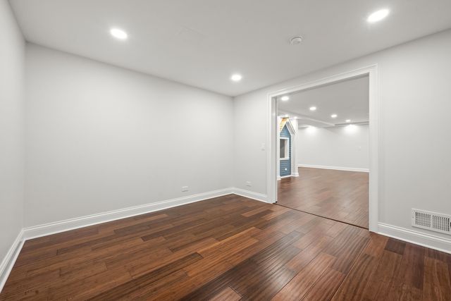 14584 N Somerset Circle, Libertyville, IL 60048