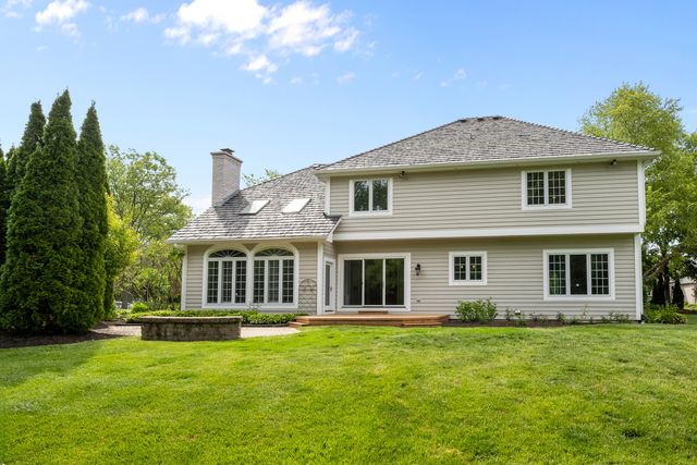 14584 N Somerset Circle, Libertyville, IL 60048