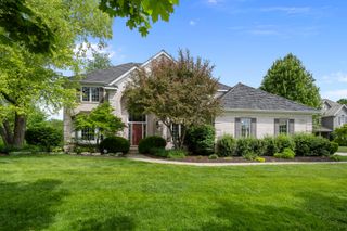 14584 N Somerset Circle, Libertyville, IL 60048