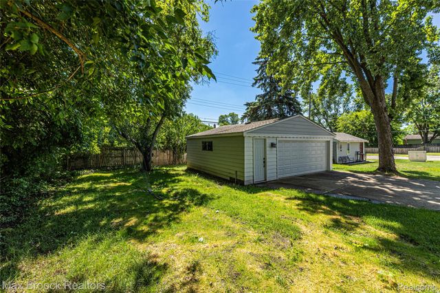22728 Violet Street, Farmington, MI 48336
