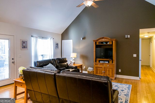 24 View Drive SE, Rome, GA 30161