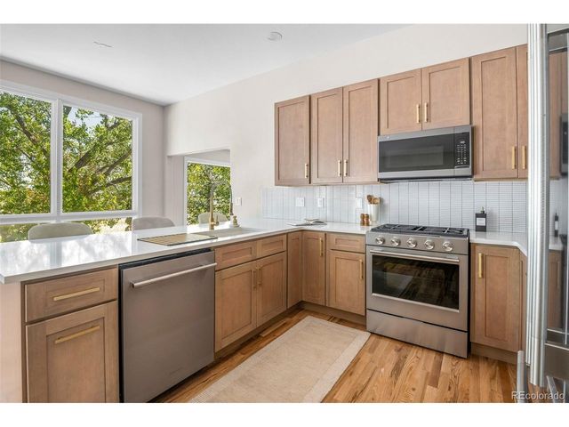 636 Cove Ct, Loveland, CO 80537