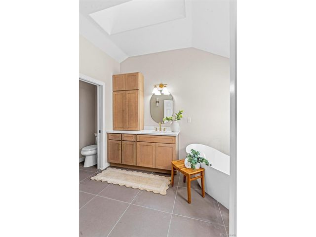 636 Cove Ct, Loveland, CO 80537