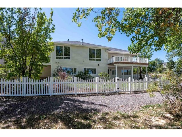 636 Cove Ct, Loveland, CO 80537