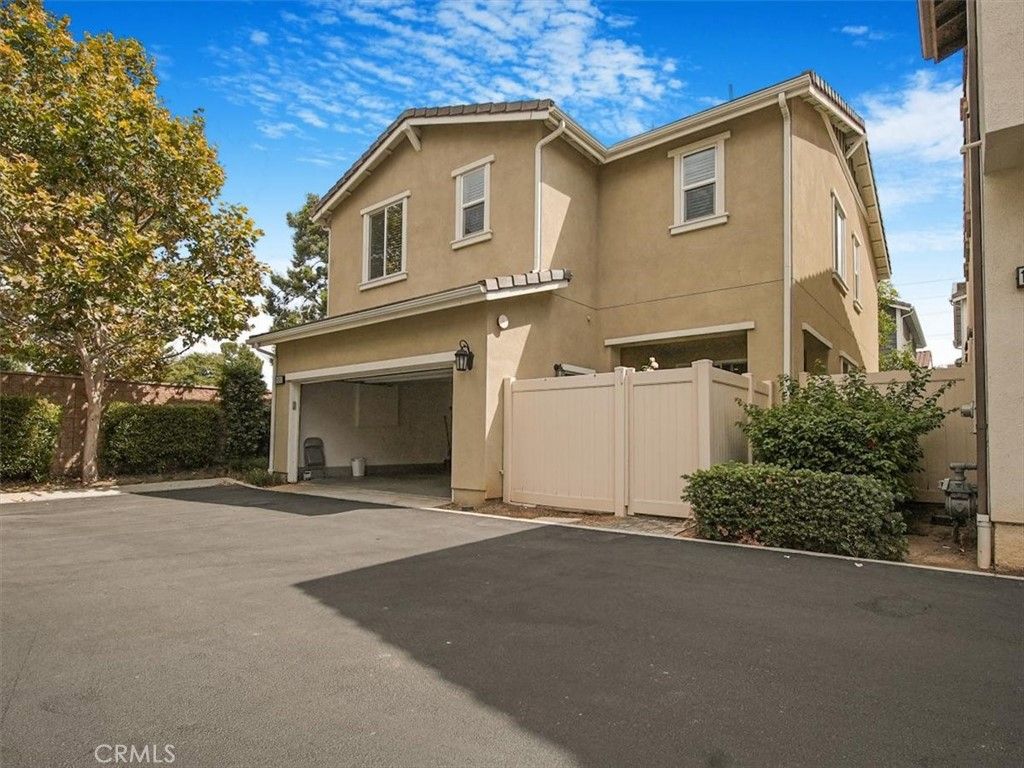 Image 4 of property listing at 15917 MENTZ Court, La Puente, CA 91744