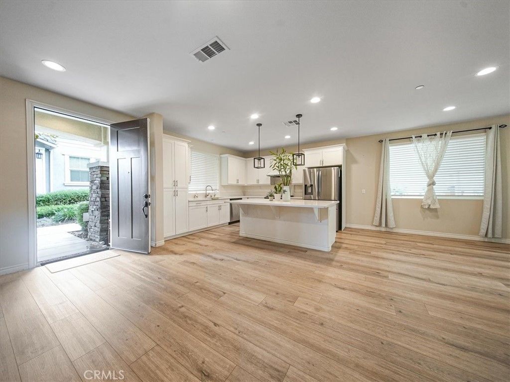 Image 7 of property listing at 15917 MENTZ Court, La Puente, CA 91744