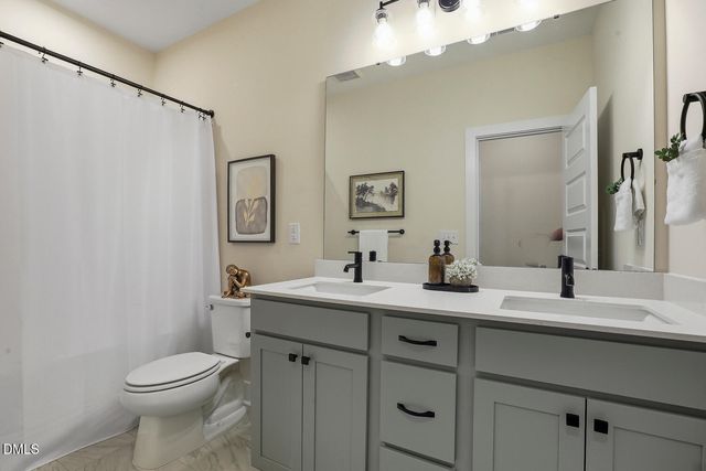 2009 Florine Drive, Apex, NC 27502