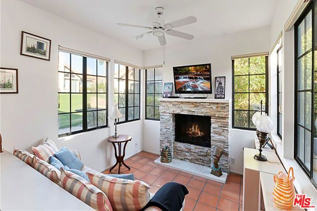 8 Las Cruces Lane, Palm Desert, CA 92260