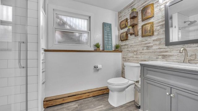 1317 Castle AVENUE, Sheboygan, WI 53081